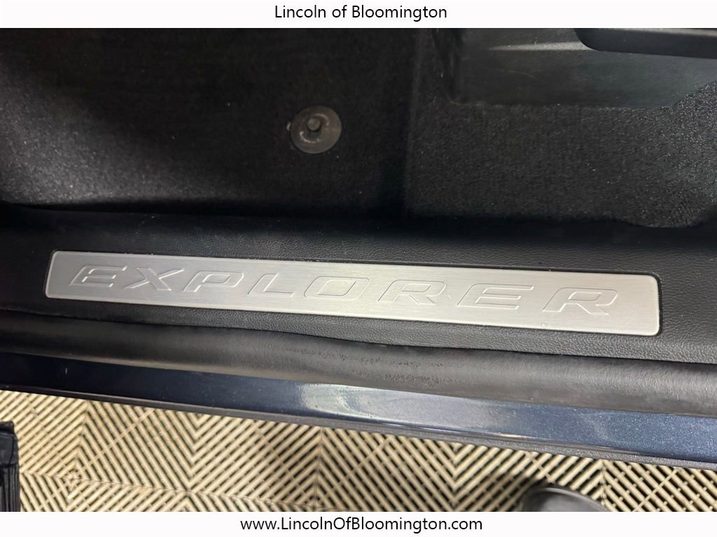 Used 2023 Ford Explorer Limited w/ Equipment Group 301A image 42