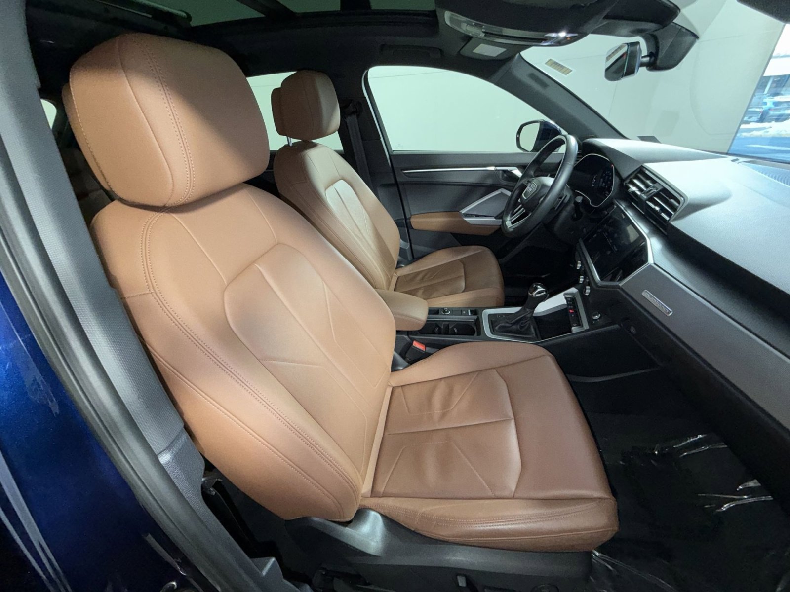 Used 2022 Audi Q3 2.0T Premium w/ Convenience Package image 26