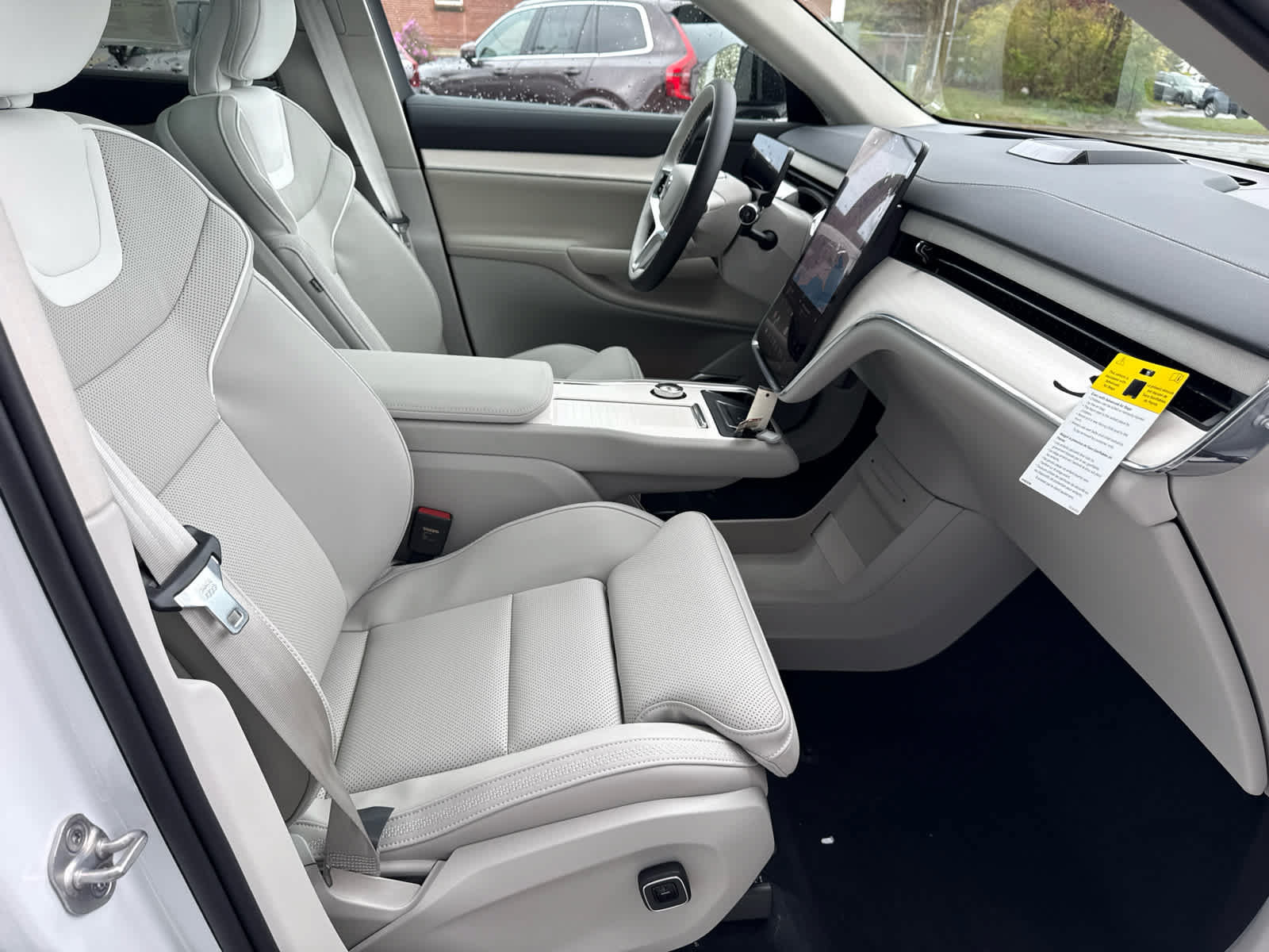 New 2026 Volvo EX90 Plus AWD/4WD image 34