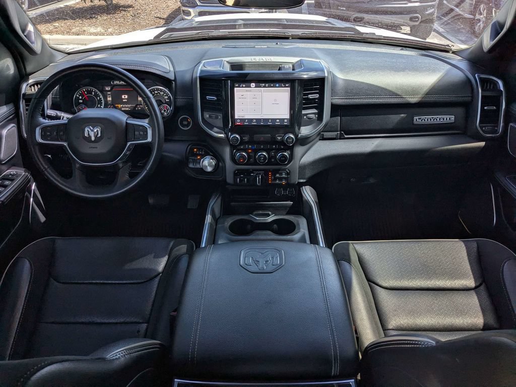 Used 2022 RAM 1500 Laramie AWD/4WD image 14