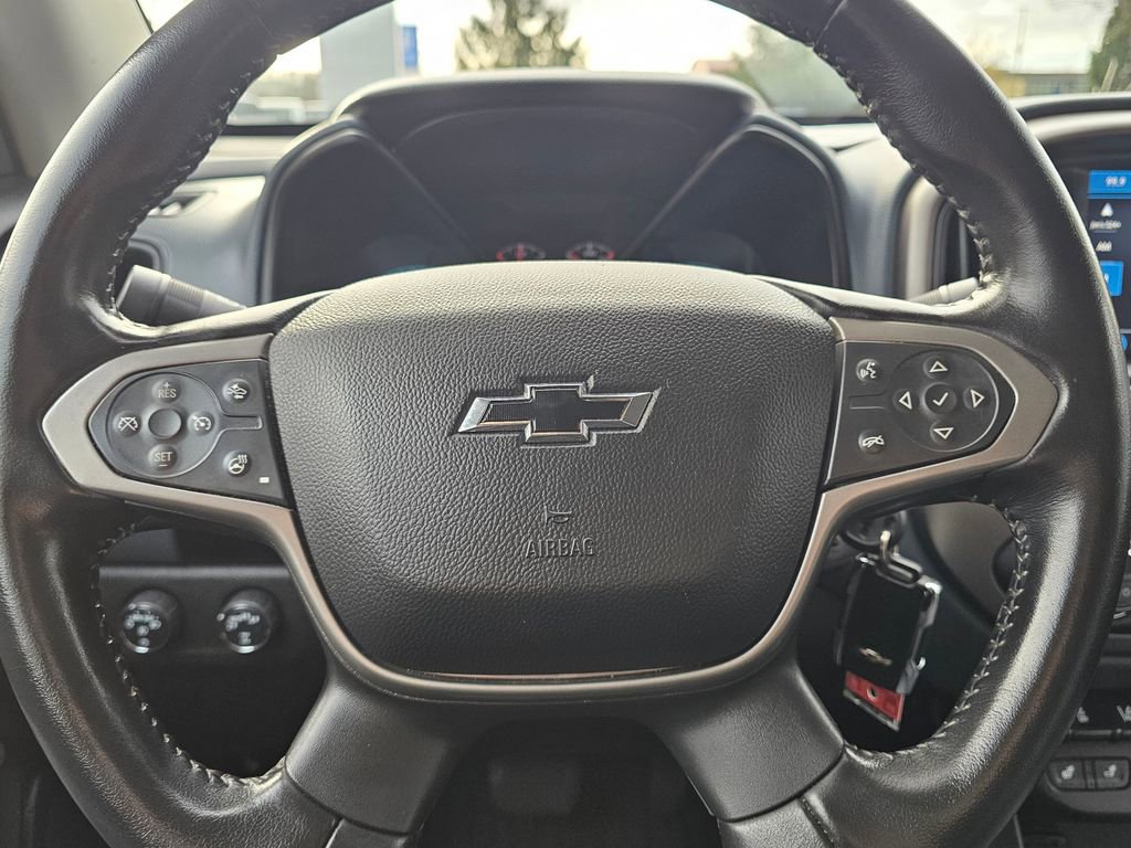 Used 2022 Chevrolet Colorado Z71 w/ Safety Package image 21