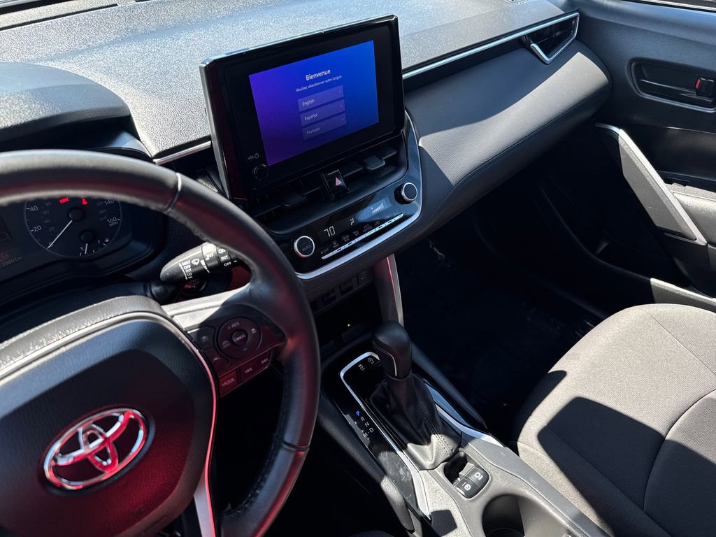 Used 2024 Toyota Corolla Cross LE w/ Moonroof Package AWD/4WD image 22