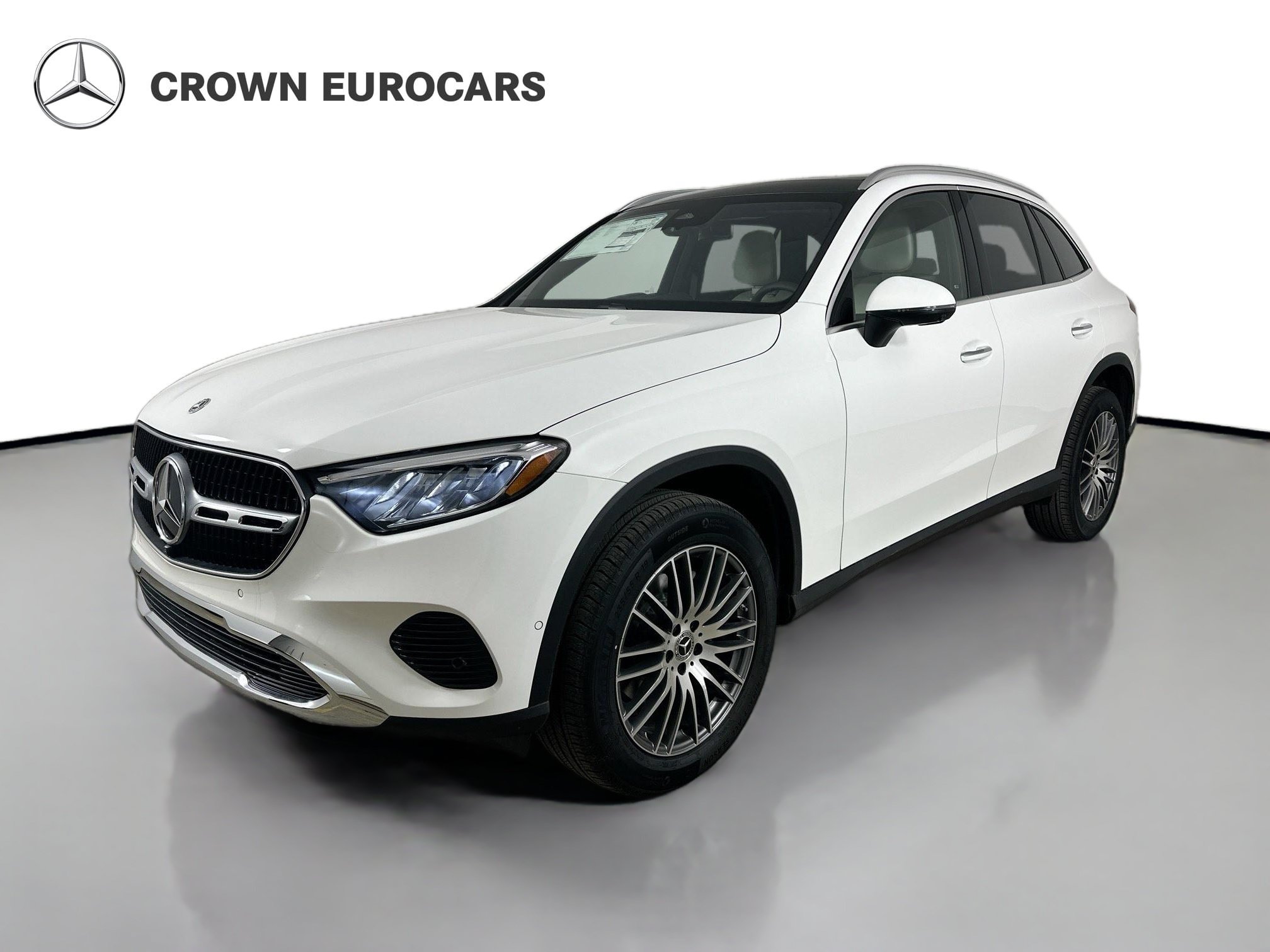 Used 2026 Mercedes-Benz GLC 300 4MATIC image 1
