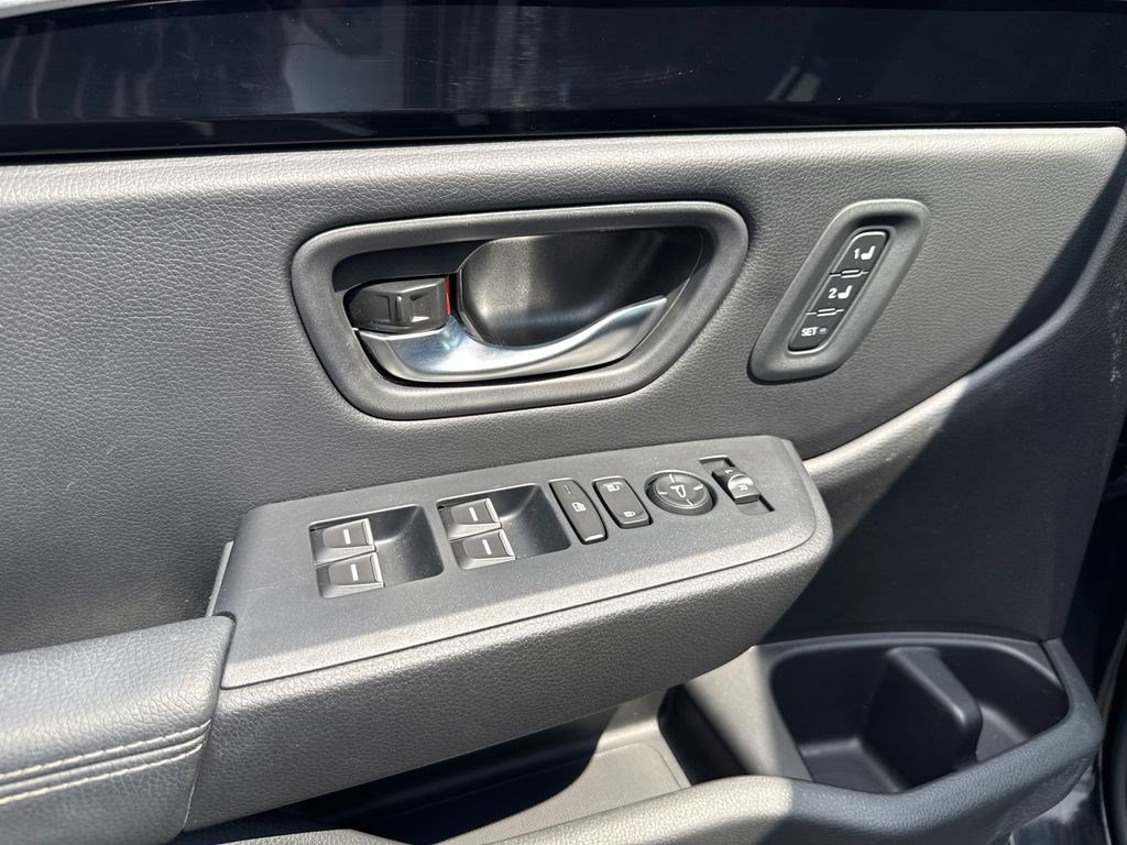 Certified 2024 Honda Pilot EX-L image 18
