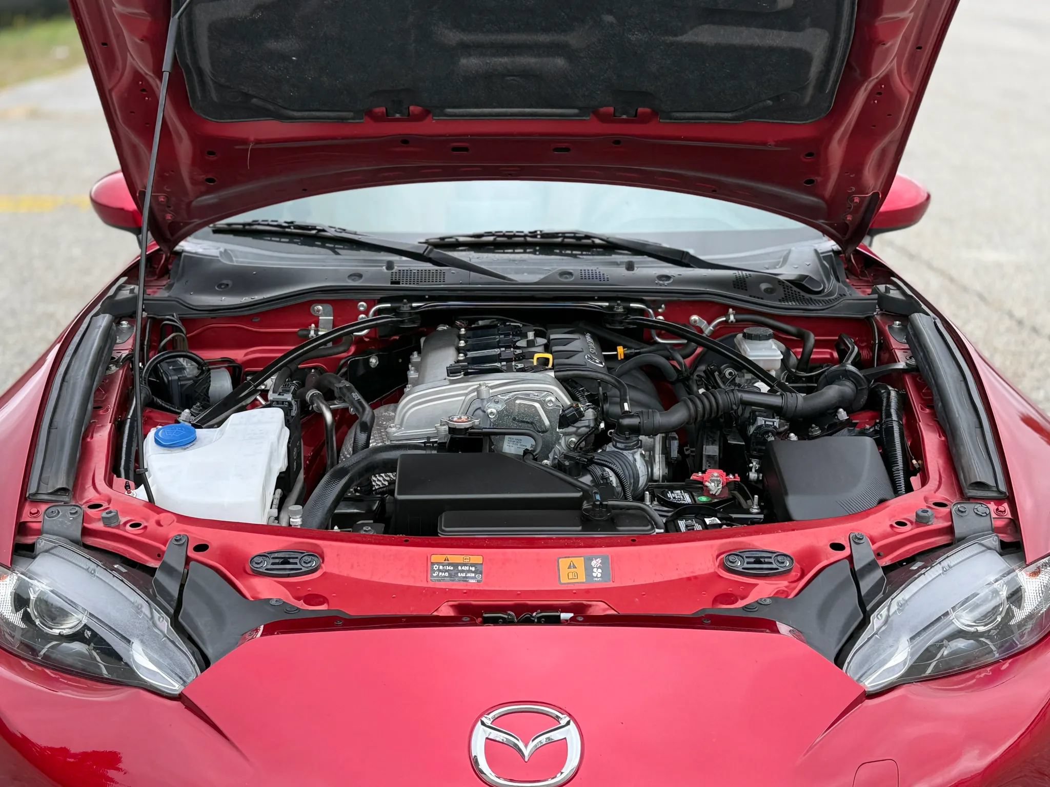 Used 2020 MAZDA MX-5 Miata RF Grand Touring RWD image 28