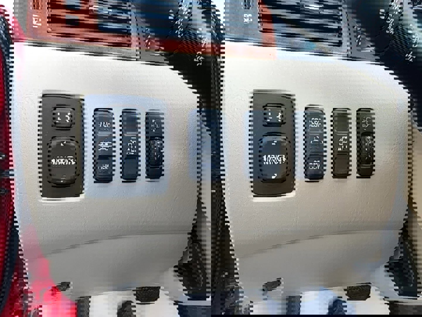 Used 2008 Toyota Solara SLE image 11