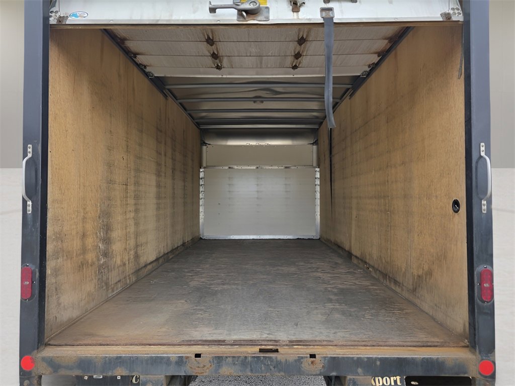 Used 2019 Ford E-350 and Econoline 350 Super Duty image 12