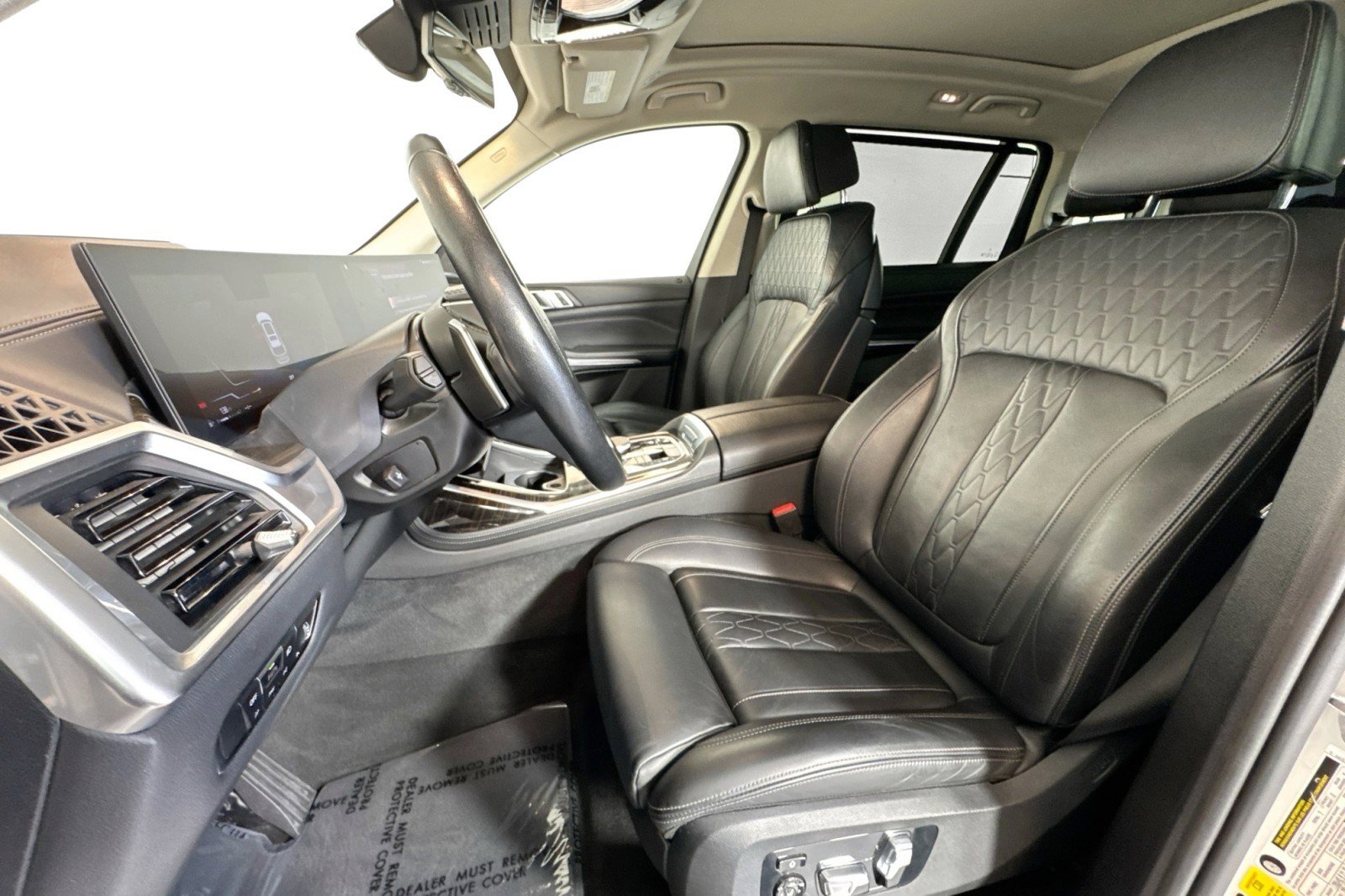 Used 2023 BMW X7 xDrive40i image 19