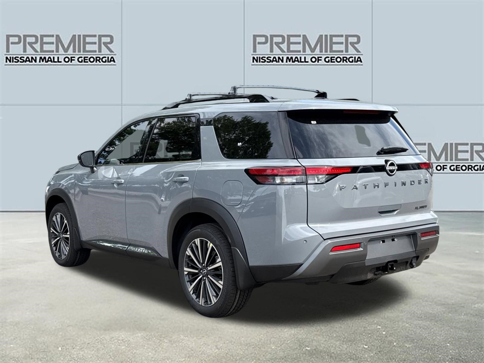 New 2026 Nissan Pathfinder Platinum FWD image 21