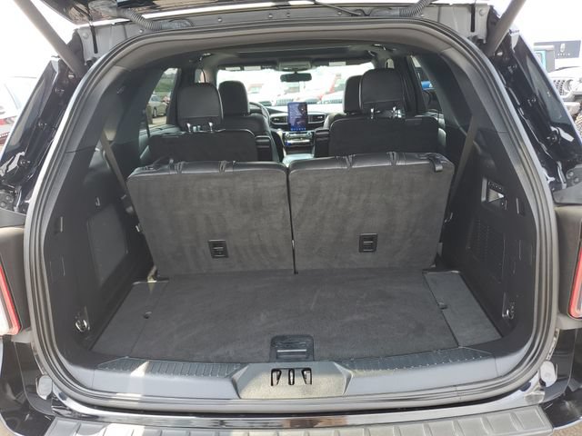Used 2021 Ford Explorer ST w/ Equipment Group 401A AWD/4WD image 9