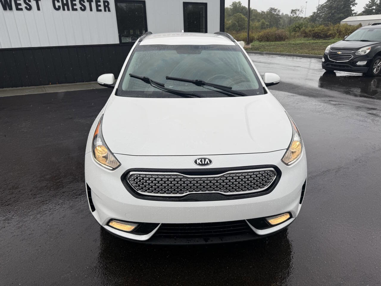 Used 2019 Kia Niro S Touring image 3