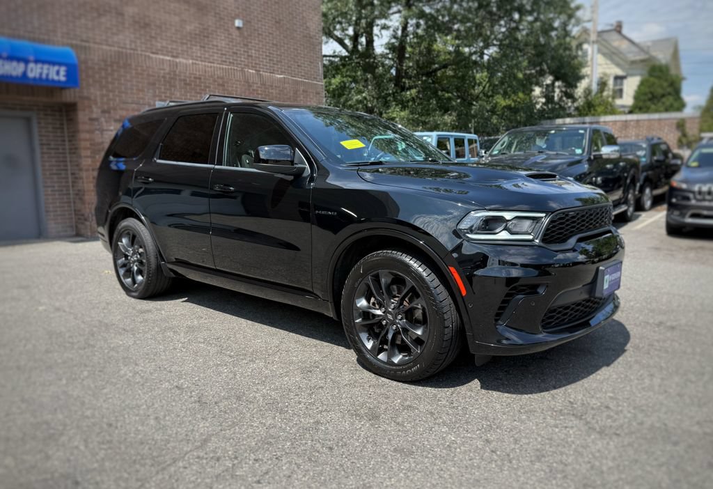 Used 2023 Dodge Durango R/T w/ Blacktop Package AWD/4WD image 3