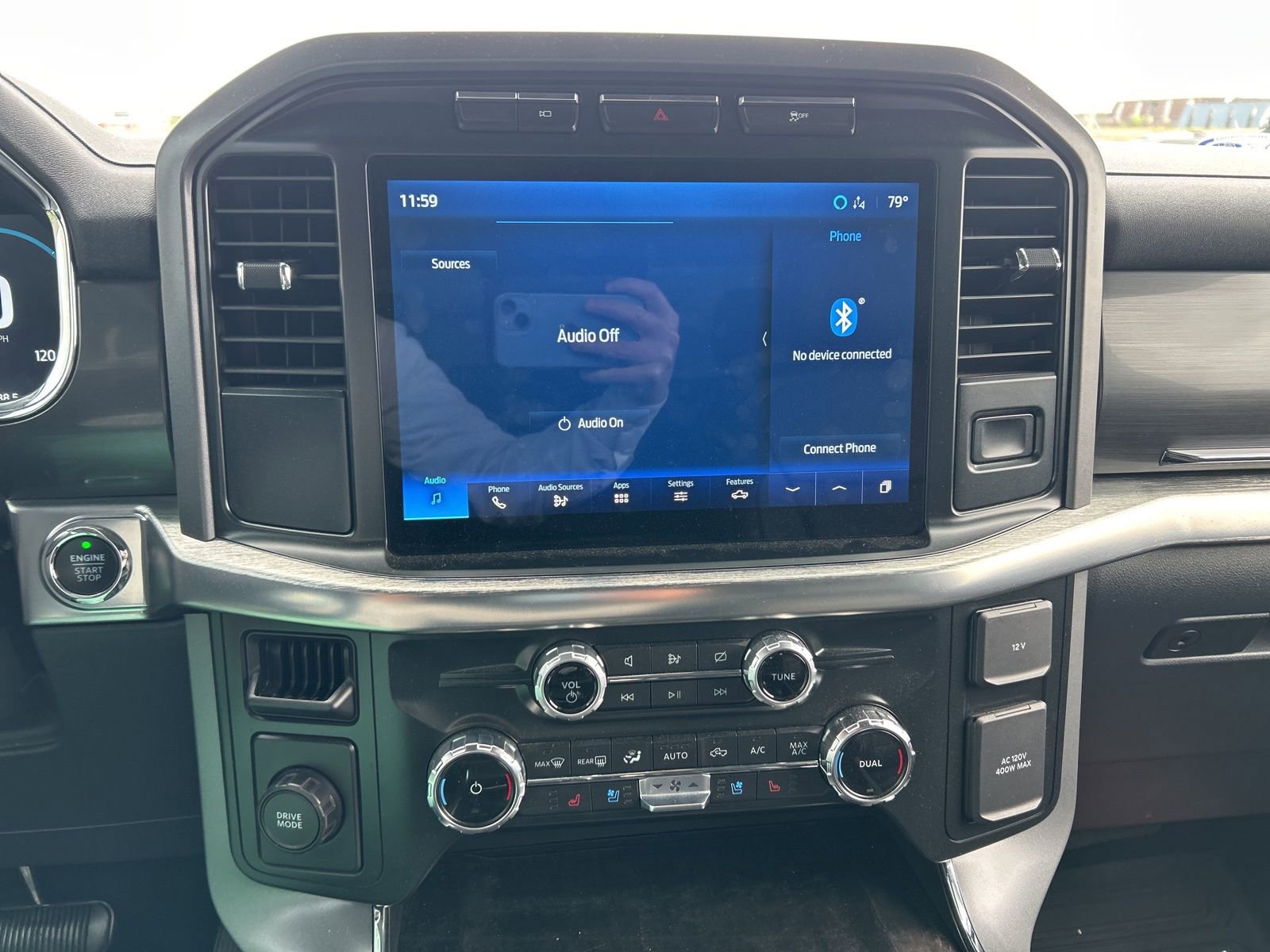 Used 2022 Ford F150 Lariat image 18