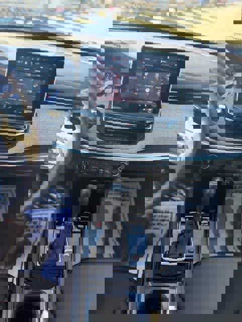 Used 2024 Jeep Compass Latitude w/ Sun and Sound Group image 14