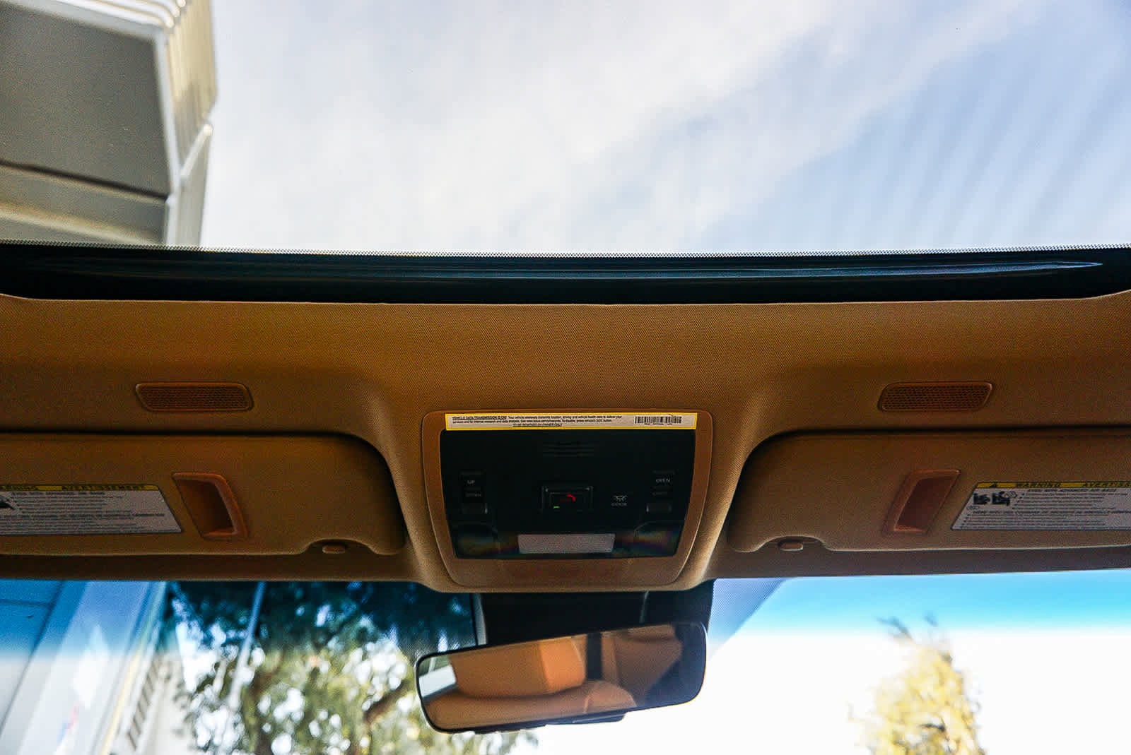 Certified 2025 Lexus ES 300h FWD image 12