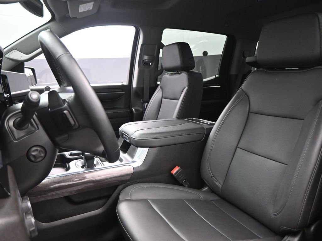 Used 2024 Chevrolet Silverado 1500 LTZ image 13