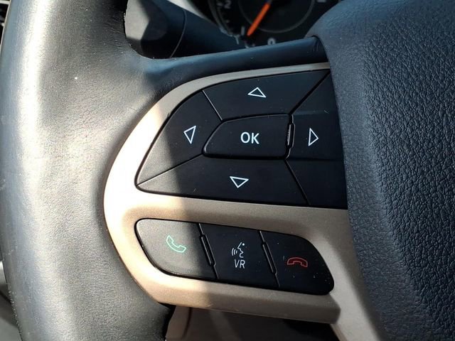 Used 2017 Jeep Cherokee Limited w/ Luxury Group image 31