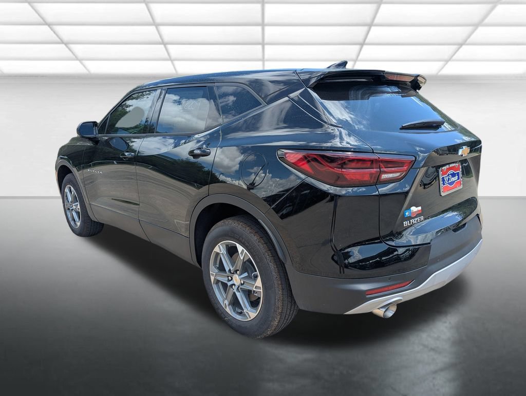 New 2026 Chevrolet Blazer LT w/ LPO, Floor Liner Package FWD image 2