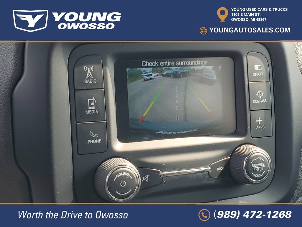 Used 2016 Jeep Renegade 75th Anniversary FWD image 16
