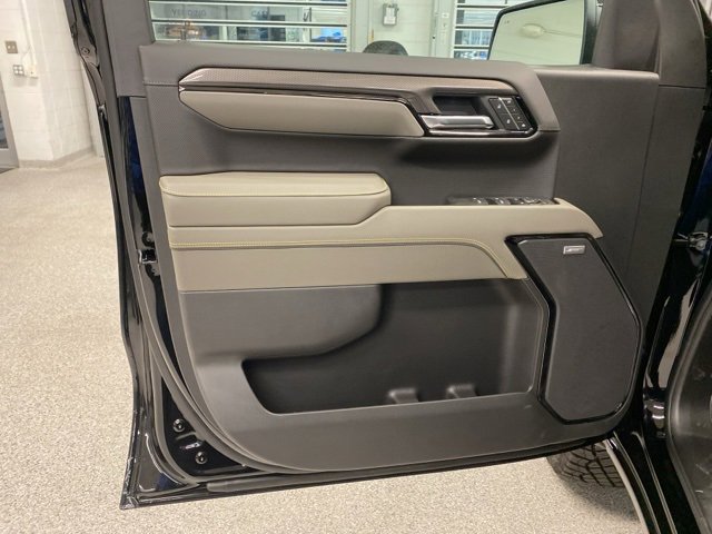 New 2026 Chevrolet Silverado 1500 ZR2 w/ Dark Appearance Package image 25