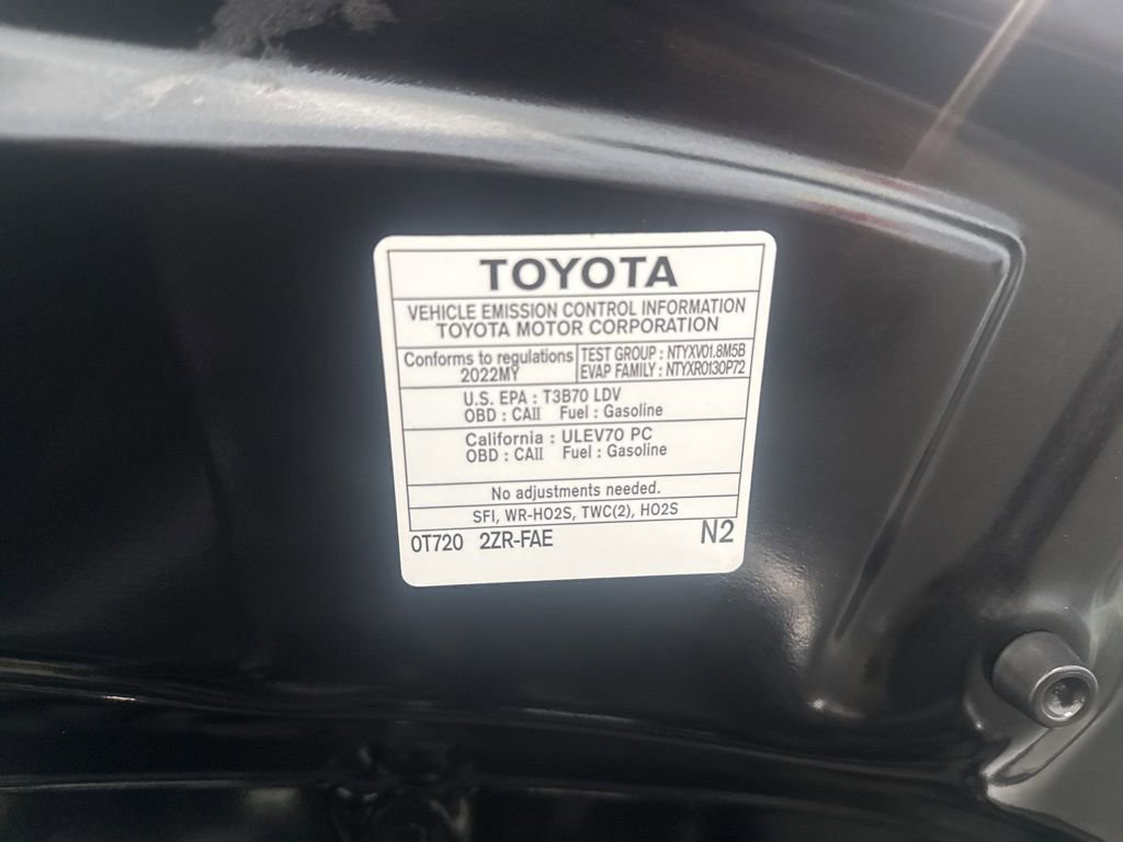 Used 2022 Toyota Corolla LE w/ Carpet Mat Package (TMS) image 24