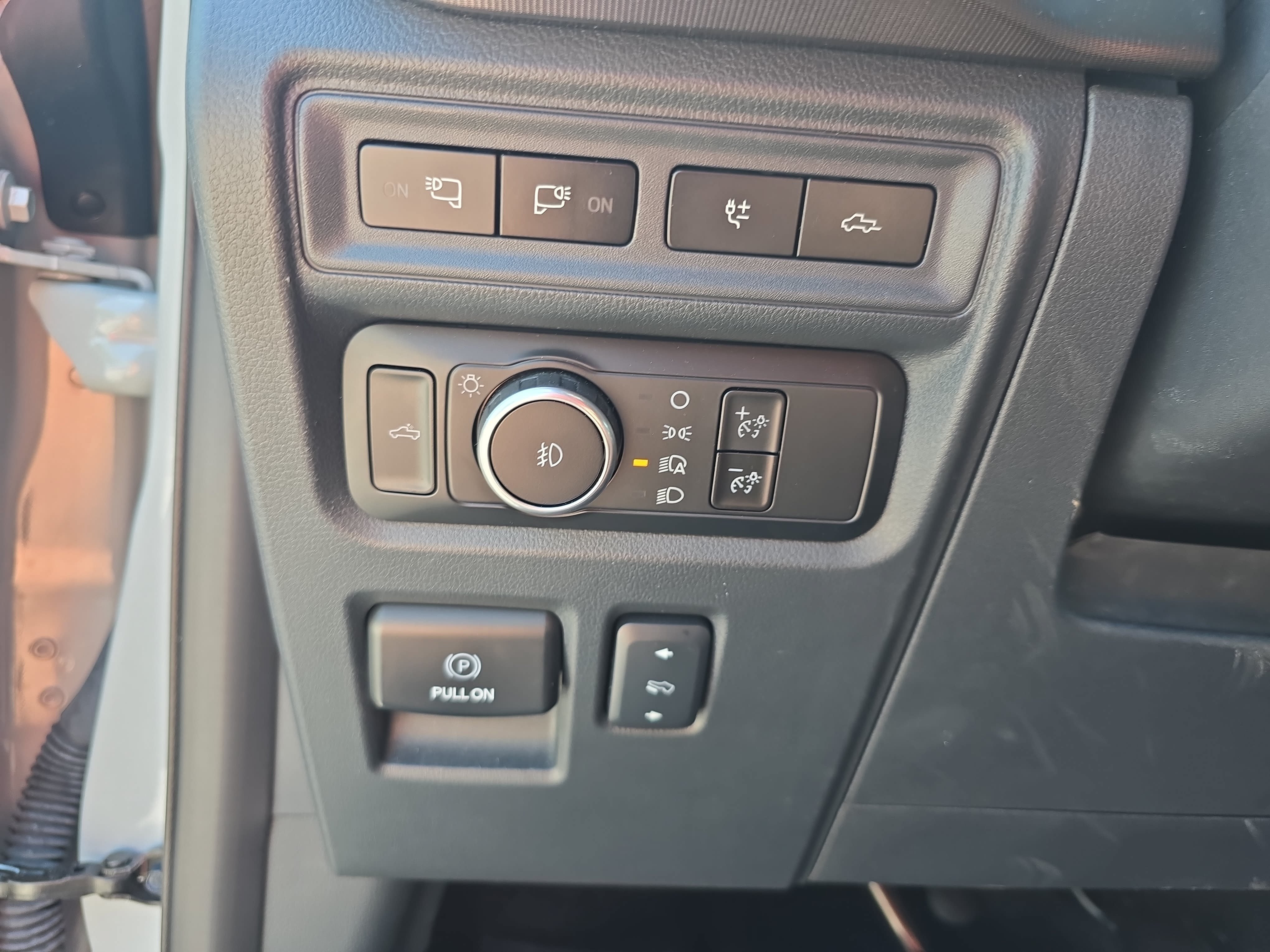 Used 2024 Ford F150 Raptor AWD/4WD image 25