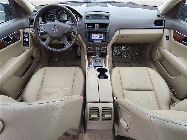 Used 2011 Mercedes-Benz C 300 Sport image 17