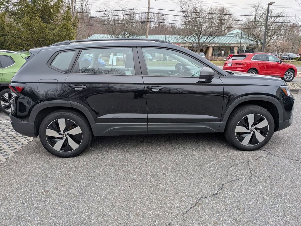 Used 2025 Volkswagen Taos S AWD/4WD image 6