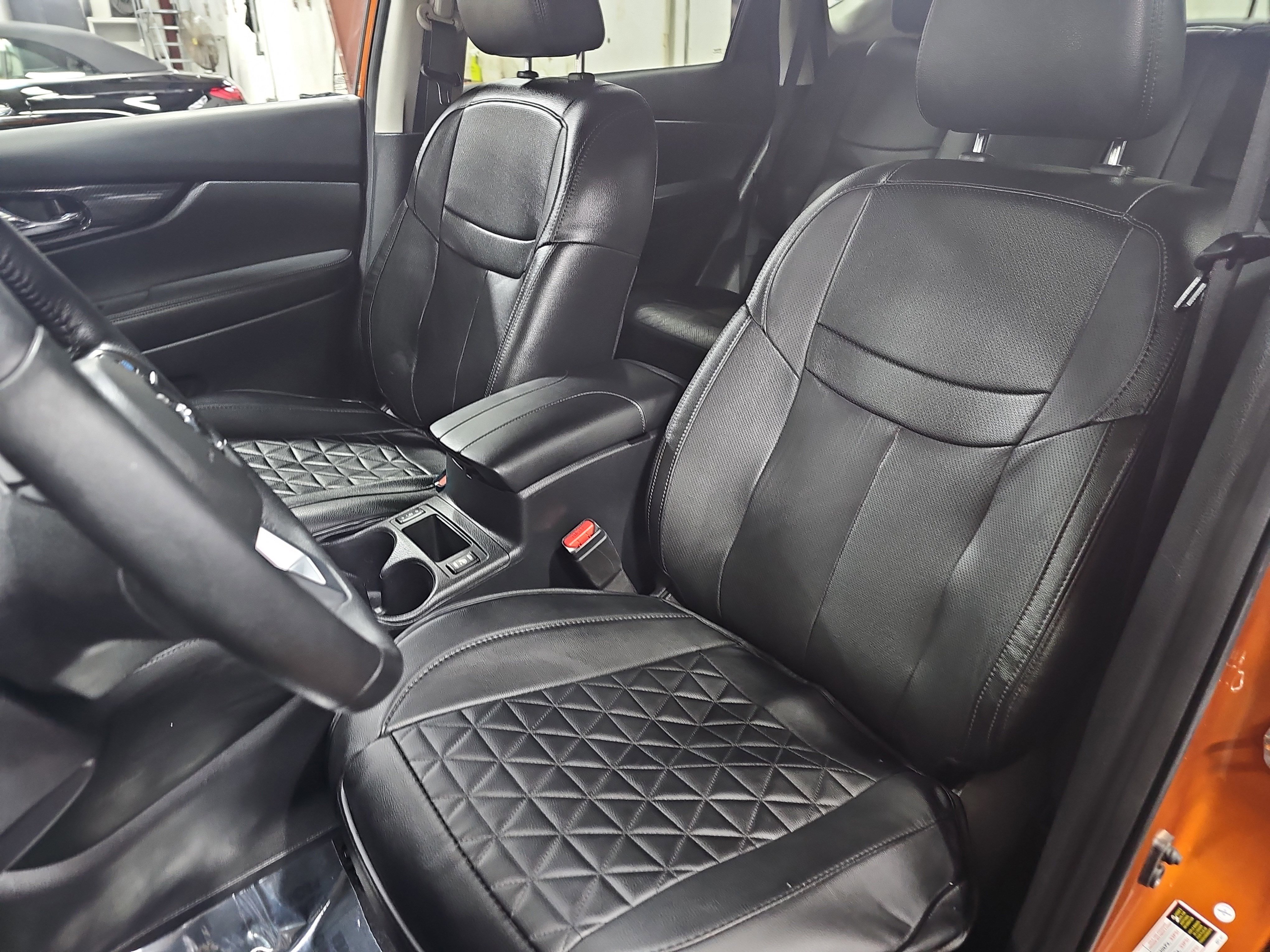 Used 2019 Nissan Rogue SL image 17