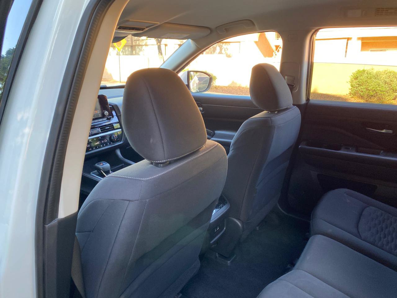 Used 2022 Nissan Pathfinder S FWD image 32