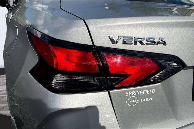 Used 2025 Nissan Versa SV w/ Trunk Package FWD image 21