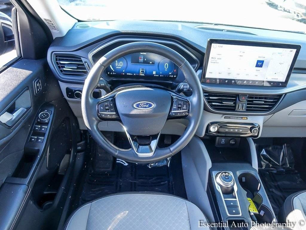 Certified 2023 Ford Escape Active w/ Tech Pack #2 image 13