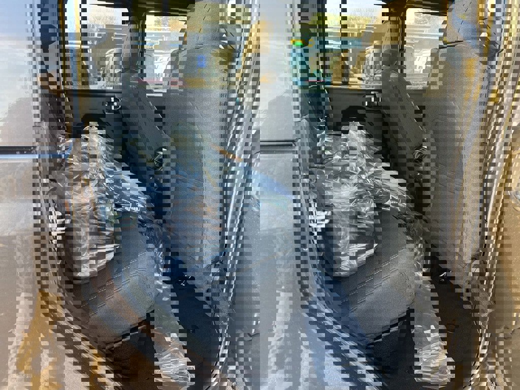 New 2026 Jeep Gladiator Sport image 13