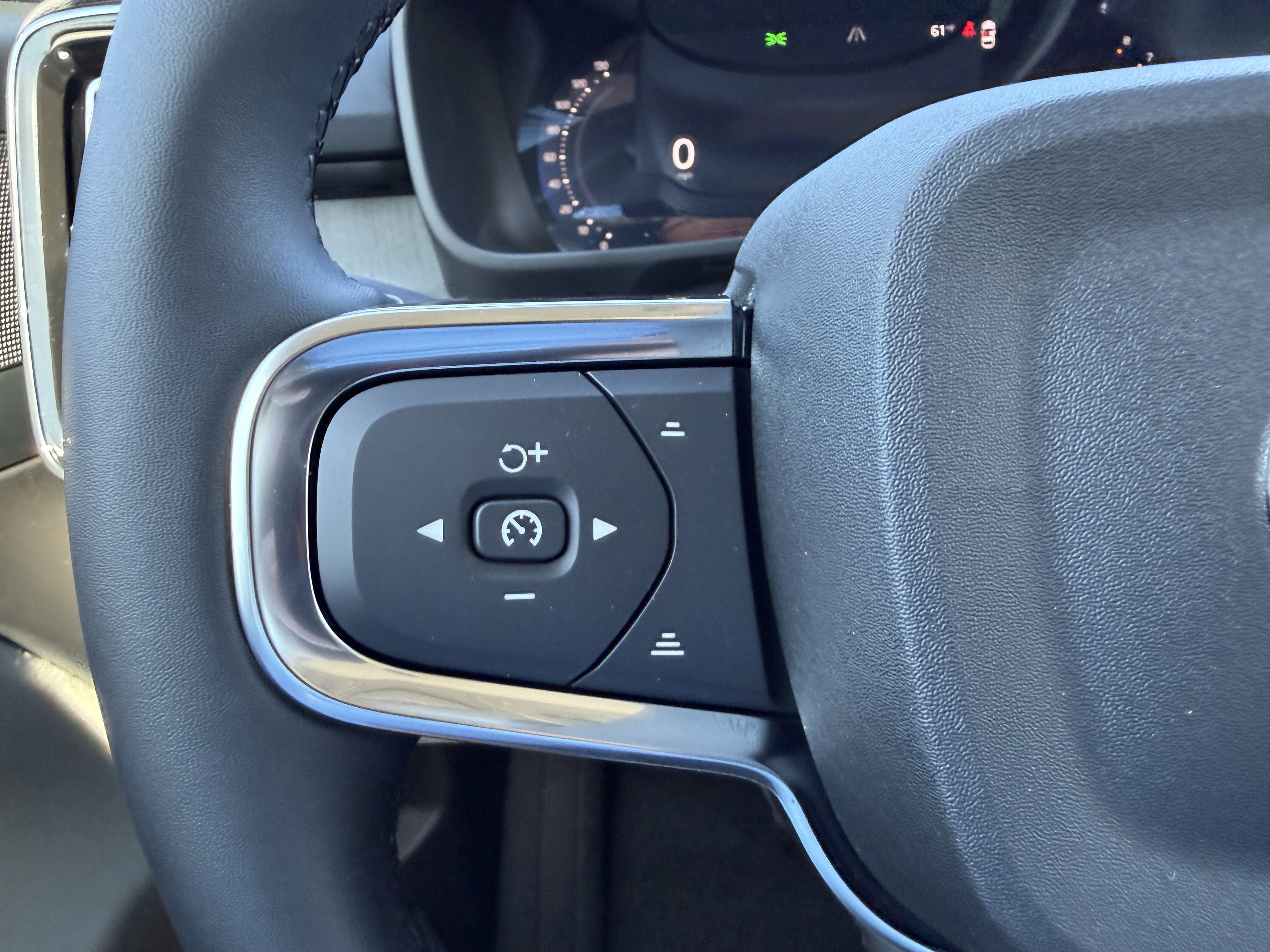 New 2026 Volvo XC40 B5 Plus w/ Climate Package image 29