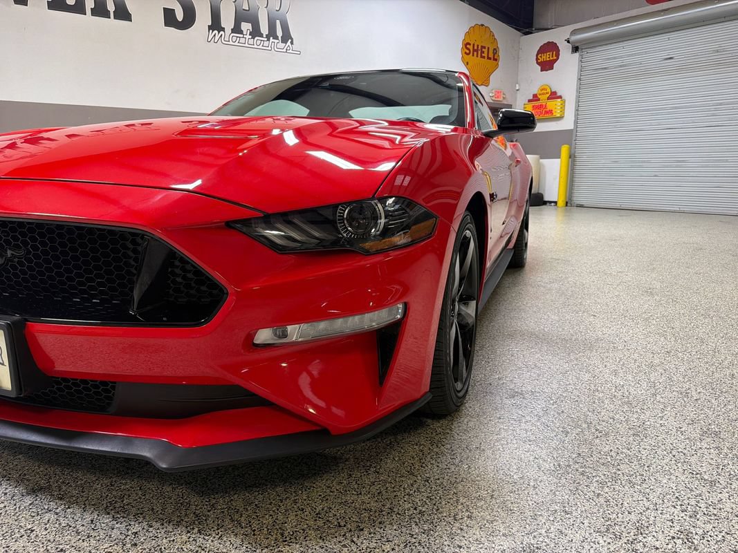 Used 2022 Ford Mustang GT Premium w/ Black Accent Package RWD image 13