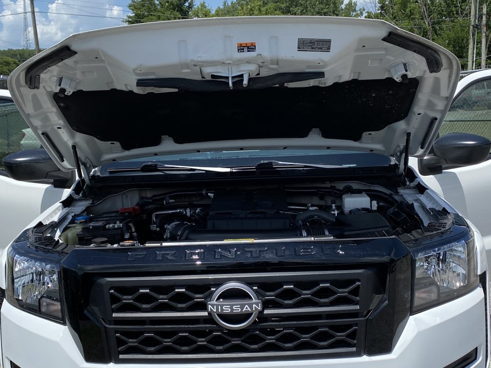 Used 2023 Nissan Frontier S w/ Technology Package RWD image 17