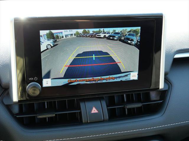Certified 2025 Toyota RAV4 LE AWD/4WD image 18