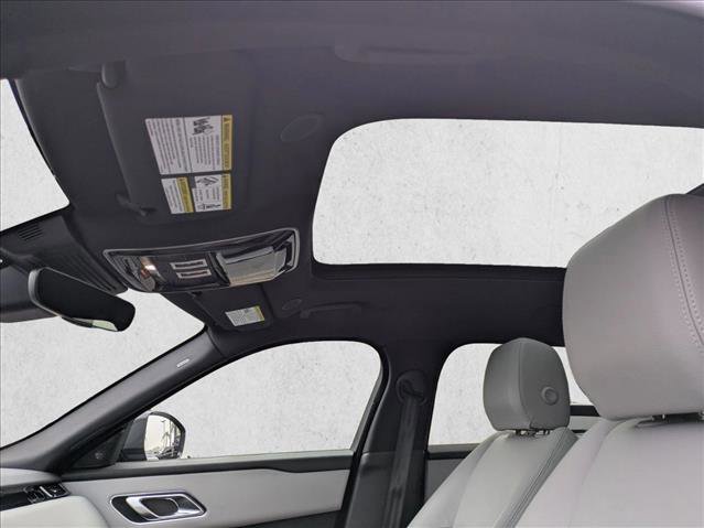 Used 2024 Land Rover Range Rover Velar Dynamic SE image 16