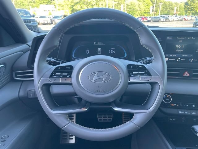 Used 2025 Hyundai Elantra Sport FWD image 13