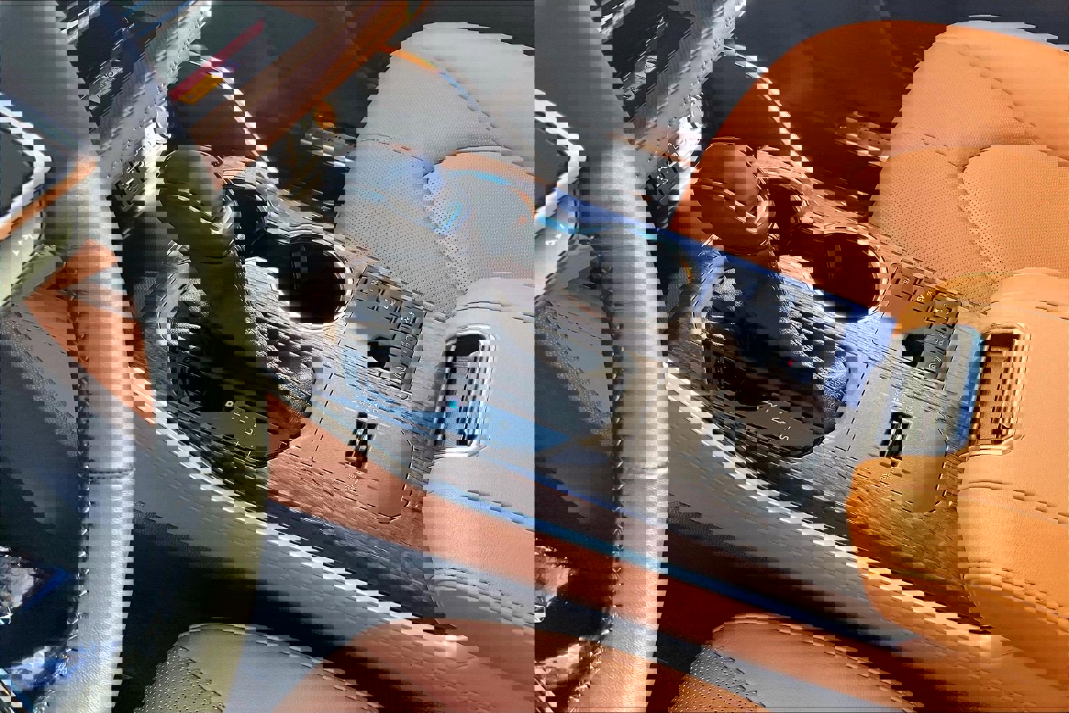 Used 2024 Toyota Highlander Platinum image 22