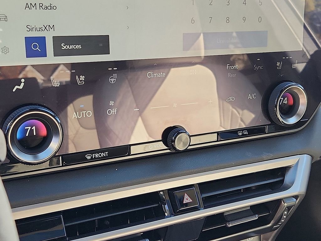 Used 2024 Lexus RX 350 Premium image 17