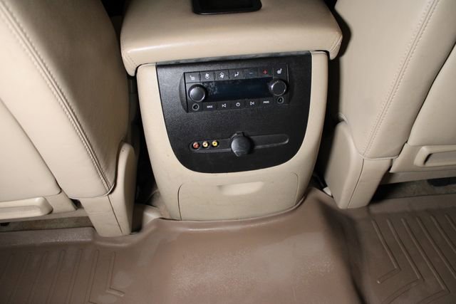 Used 2013 Chevrolet Tahoe LTZ AWD/4WD image 24