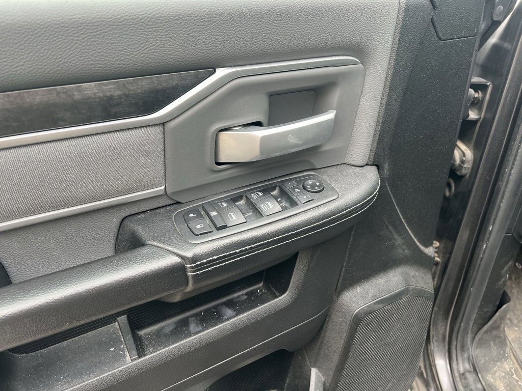 Used 2020 RAM 2500 Big Horn w/ Level 1 Equipment Group image 9