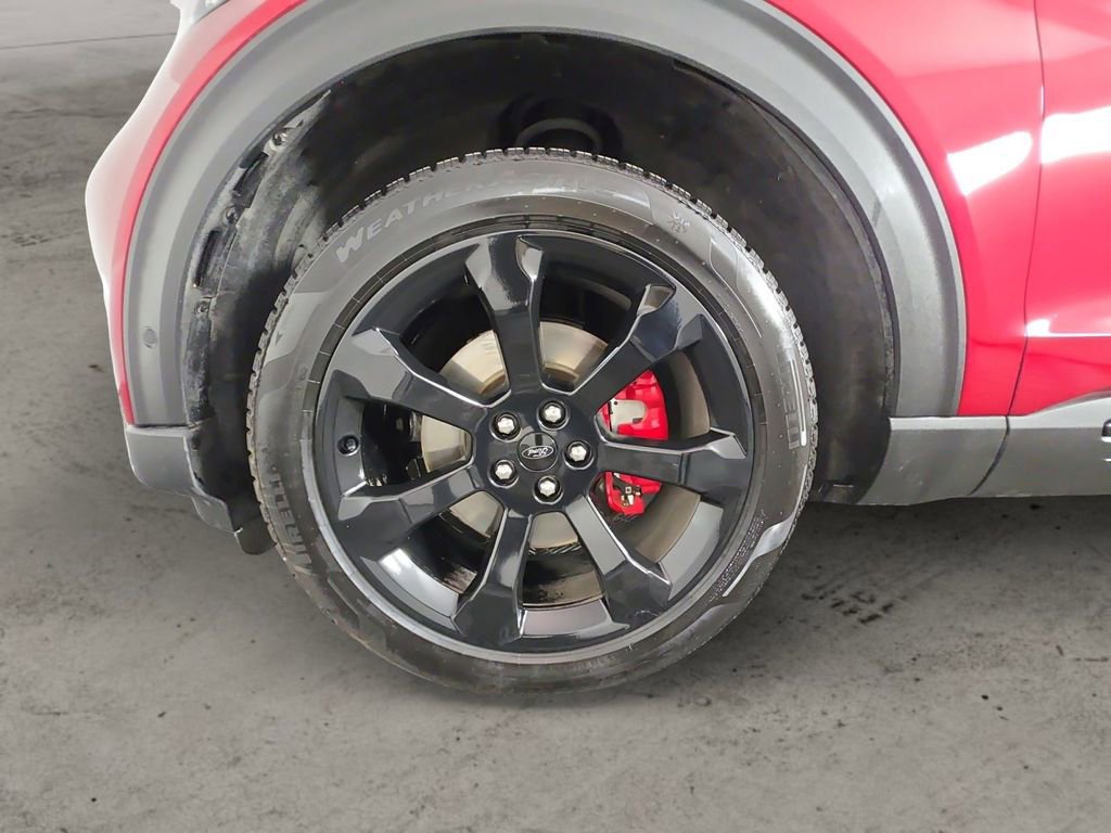 Used 2022 Ford Explorer ST w/ Equipment Group 401A AWD/4WD image 14