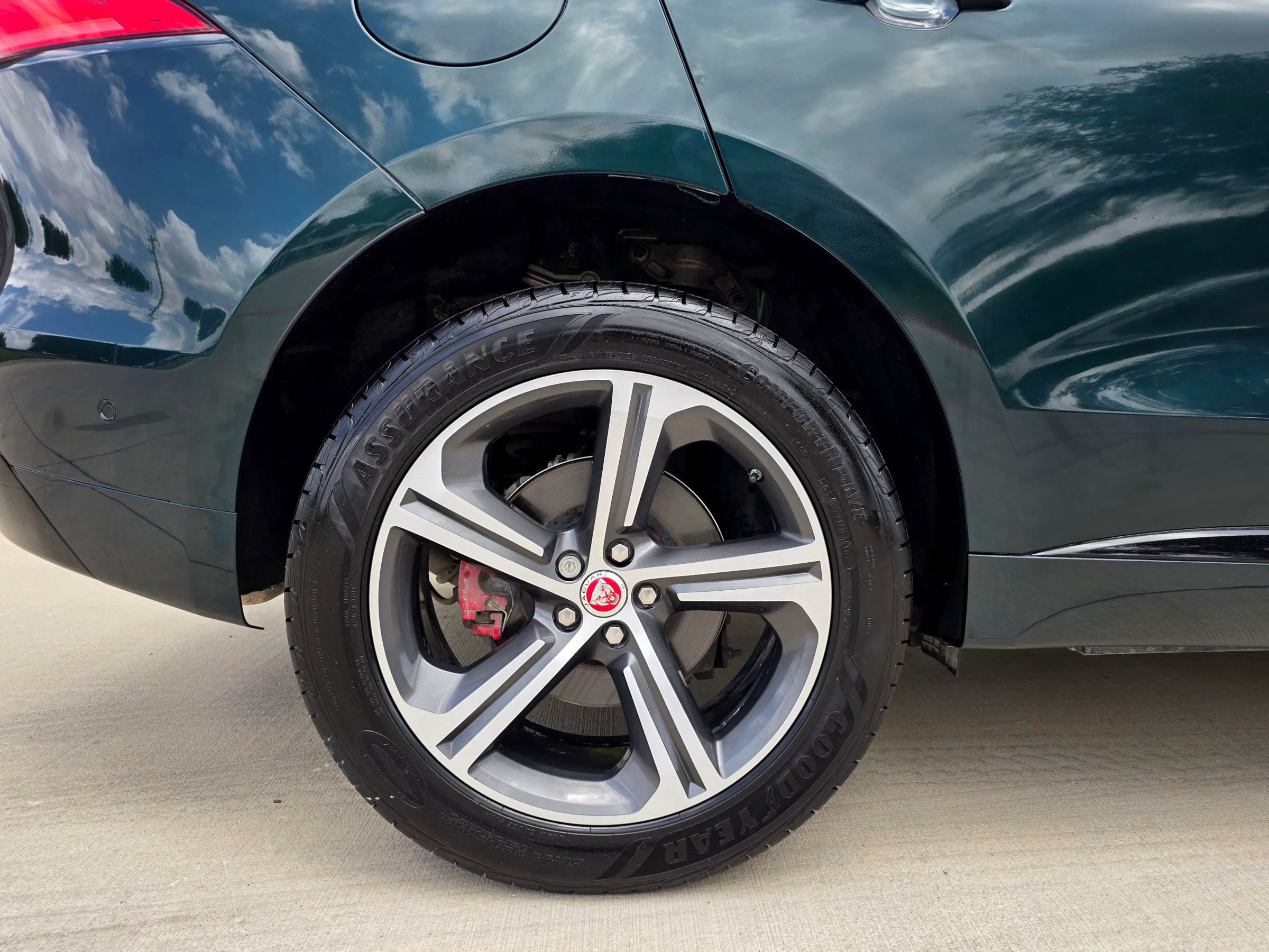Used 2017 Jaguar F-PACE S AWD/4WD image 58