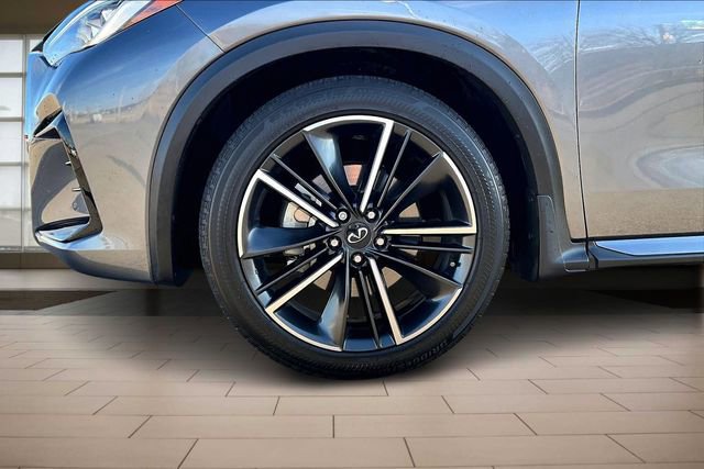 Used 2023 INFINITI QX55 Essential image 9