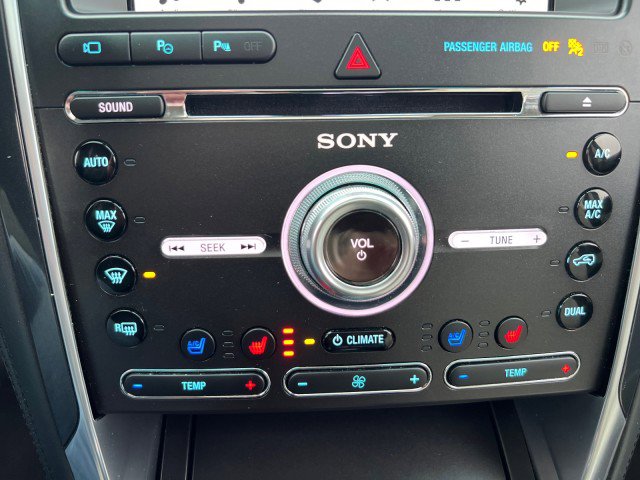 Used 2017 Ford Explorer Platinum image 15