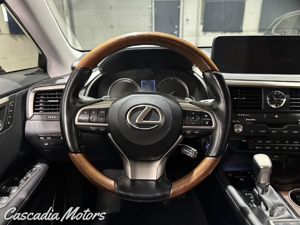 Used 2020 Lexus RX 450hL AWD w/ Premium Package image 39