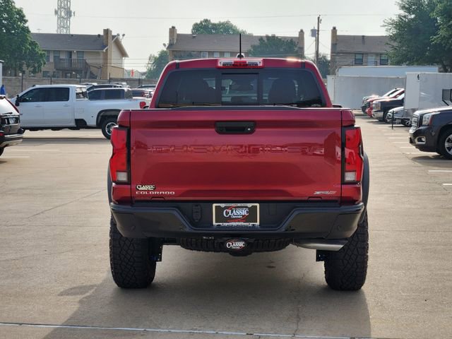 Used 2026 Chevrolet Colorado ZR2 w/ Technology Package AWD/4WD image 12