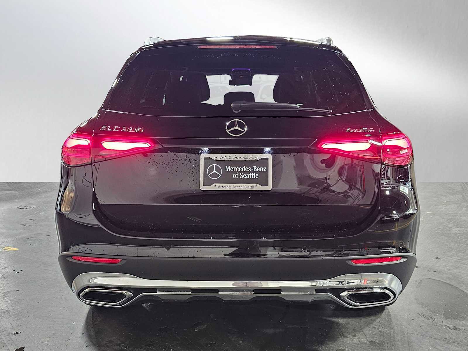 Certified 2026 Mercedes-Benz GLC 300 4MATIC image 4